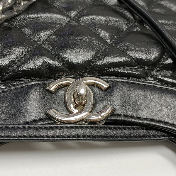 CHANEL 31 Large Quilted Calfskin Black