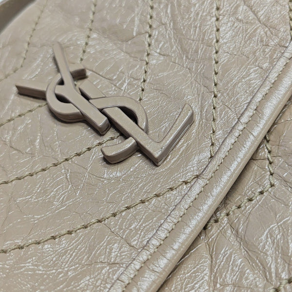 NIKI Small Chevron Calfskin Beige