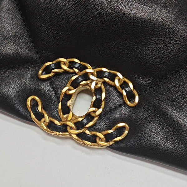 CHANEL 19 Small Quilted Lambskin Black
