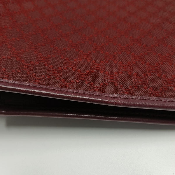 Canvas Red