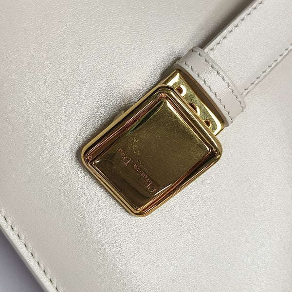 30 Montaigne Calfskin White