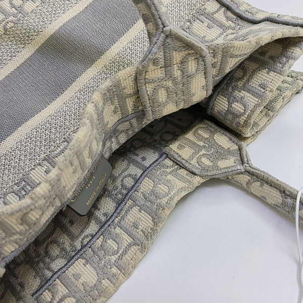 Book Tote Medium Oblique Canvas White