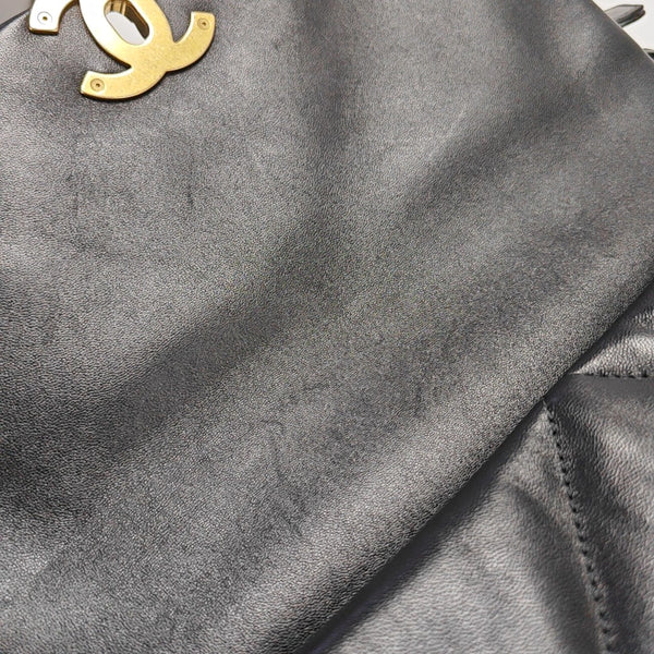 CHANEL 19 Large Quilted Lambskin Black