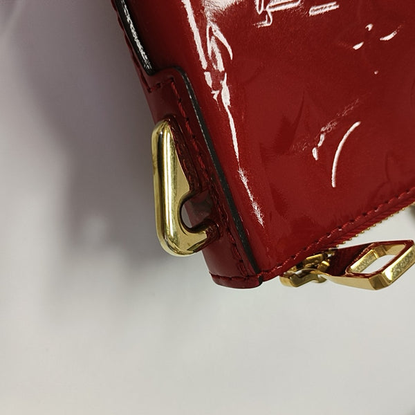 MONTEBELLO MM Patent Leather Red