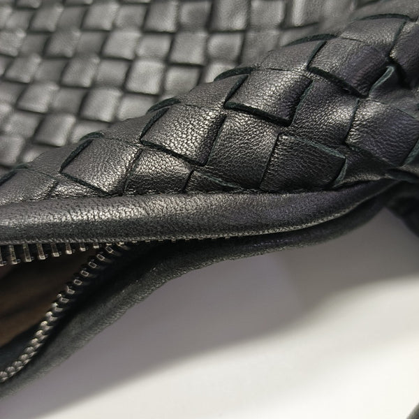 Veneta Calfskin Black