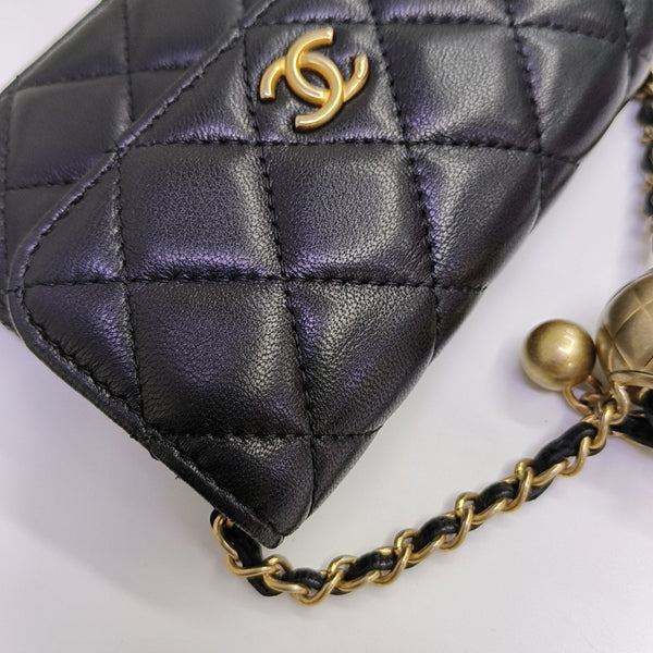 Quilted Lambskin Shoulder Bag Black