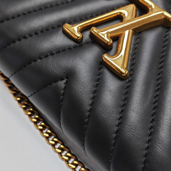 NEW WAVE Quilted Calfskin Black