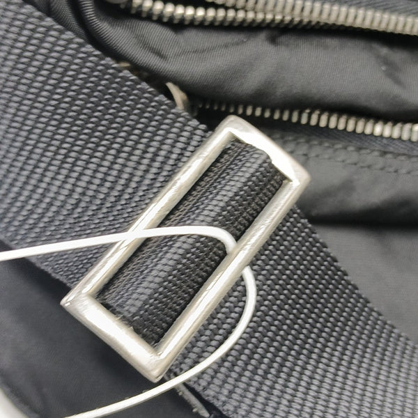 Vela Messenger Bag Nylon Black