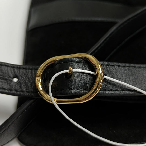 Arli Medium Suede Black