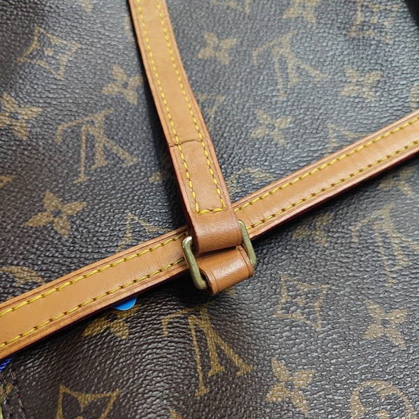 Cojín GM Lona revestida Monogram Marrón