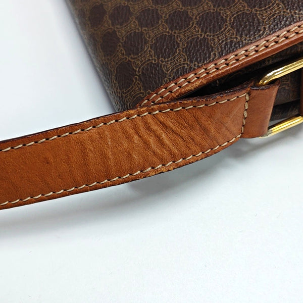 Coated Canvas Brown