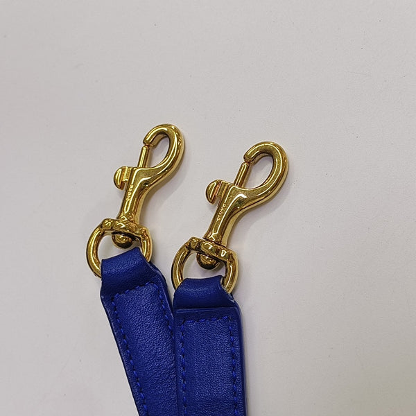 SAC DE JOUR Nano Calfskin Blue