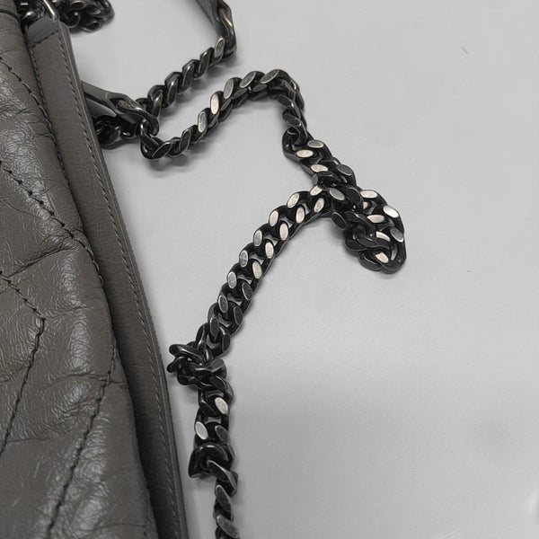 NIKI Large Chevron Calfskin Gray