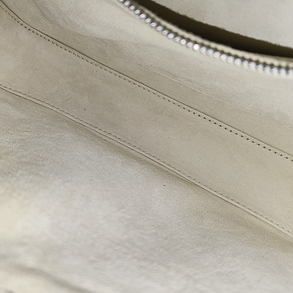 Dio(r)evolution Calfskin White