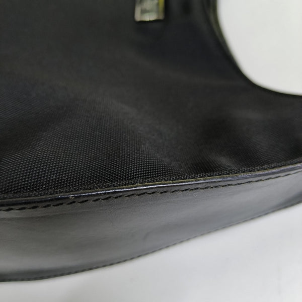 Canvas Black