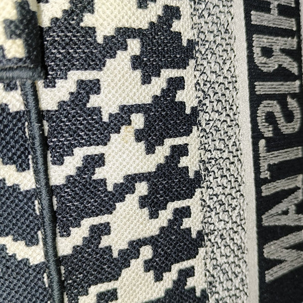 Bolso Tote Mediano de Tela Negro
