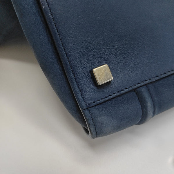 PHANTOM Medium Calfskin Blue