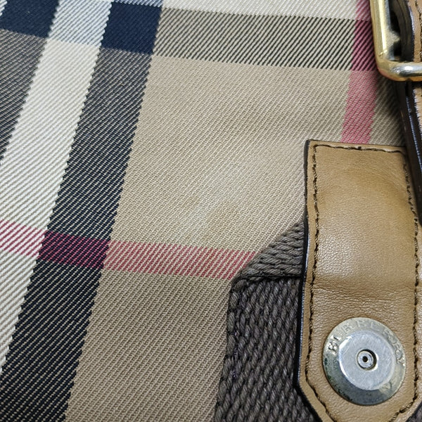 Canvas Brown