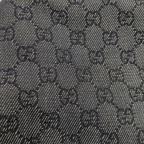 Monogram Canvas Black