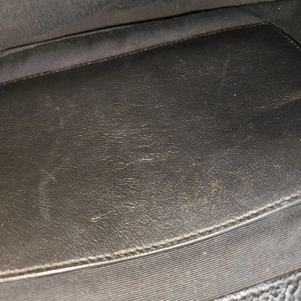 NIKI Medium Chevron Calfskin Black
