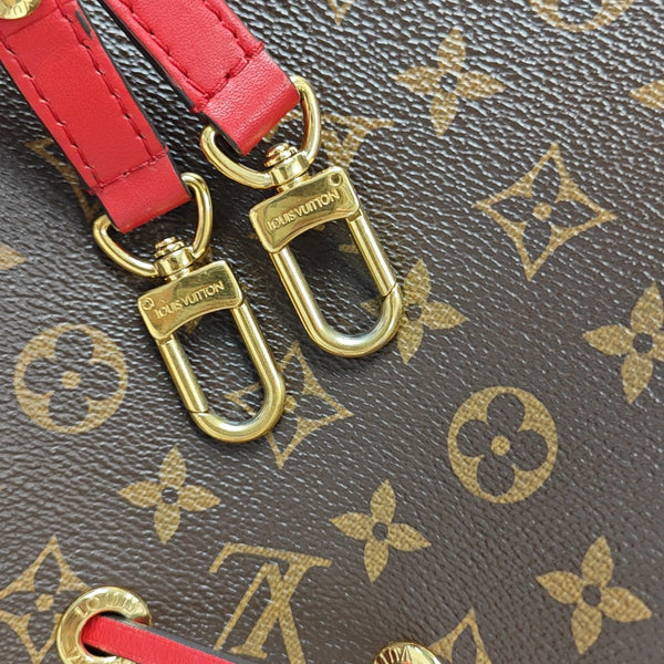 NÉONOÉ MM Monogram Coated Canvas Brown