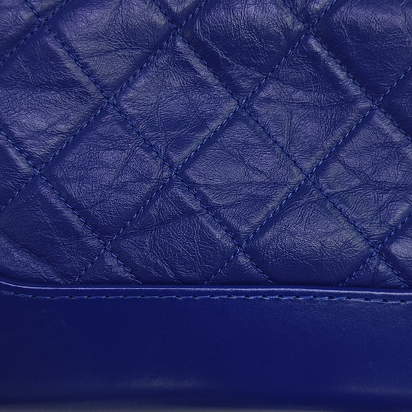 GABRIELLE Small Quilted Calfskin Blue