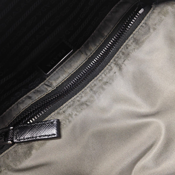 Vela Messenger Bag Nylon Green