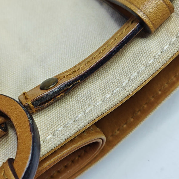 Canvas Beige