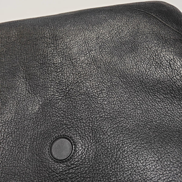 Aphrodite Calfskin Black