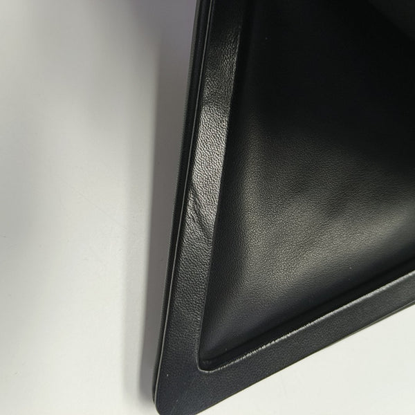 BV Trine Lambskin Black
