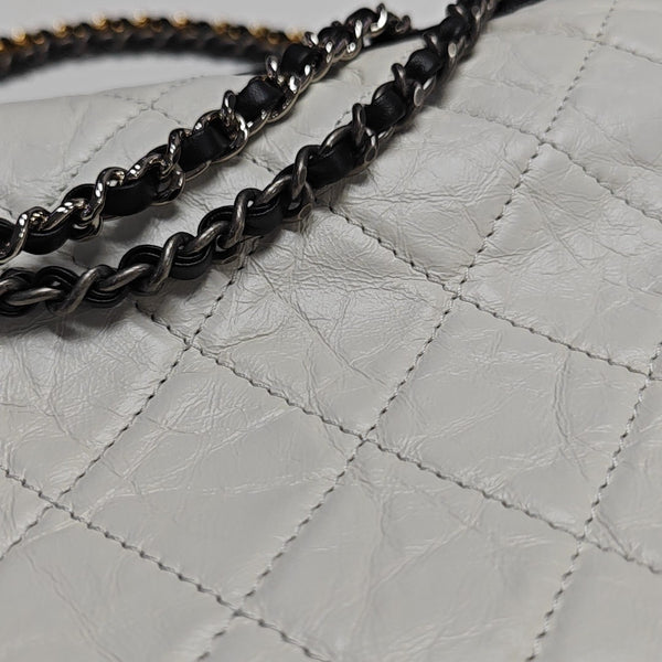 GABRIELLE Medium Quilted Calfskin White