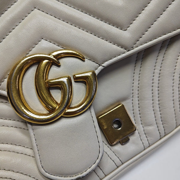 GG Marmont Medium Quilted Calfskin White