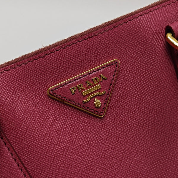 Galleria Medium Saffiano Calfskin Red