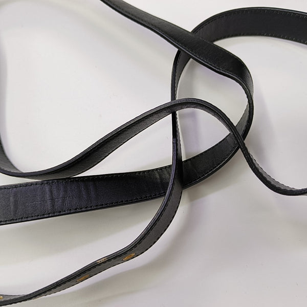 30 Montaigne Calfskin Black