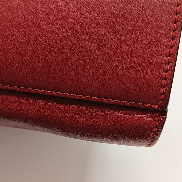 Nymphaea Medium Calfskin Red