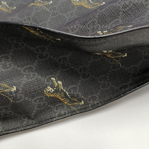 Lona Estampada GG Supreme Monogram Negra