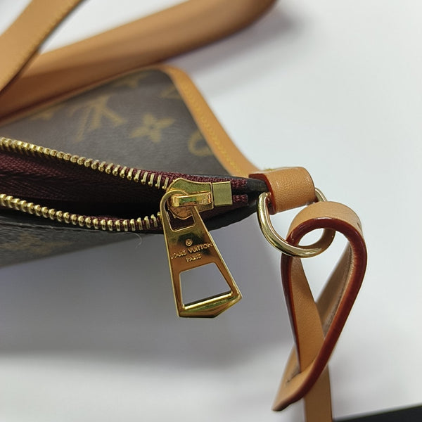 CARRYALL MM Monogram Coated Canvas Brown