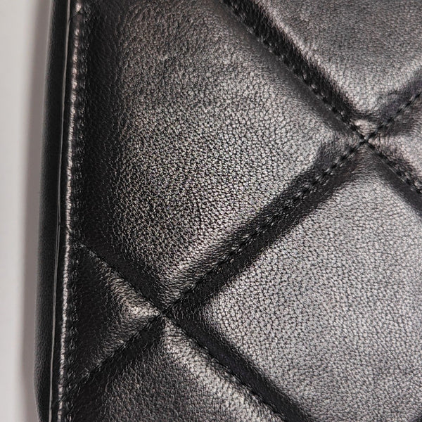 CHANEL 19 WOC Quilted Lambskin Black