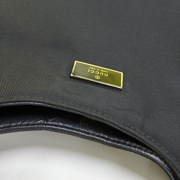 Canvas Black