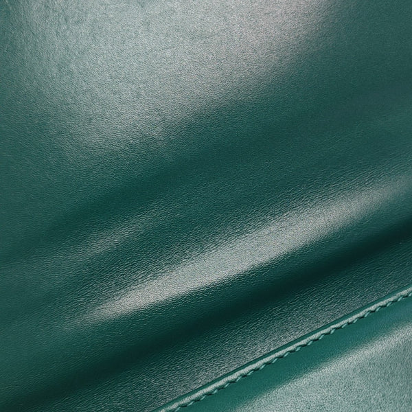 SERPENTI FOREVER Medium Calfskin Green