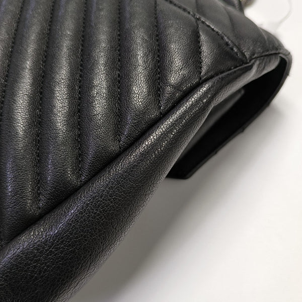 COLLEGE Large Chevron Lambskin Black