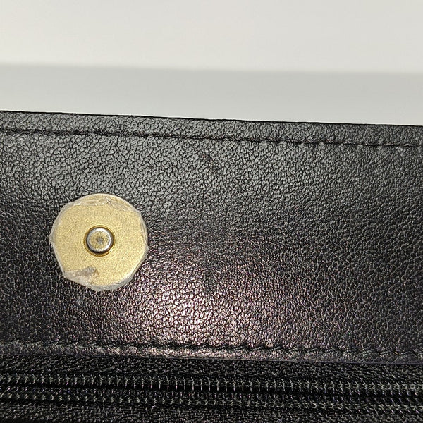 Chanel 19 WOC Piel de Cordero Acolchada Negra