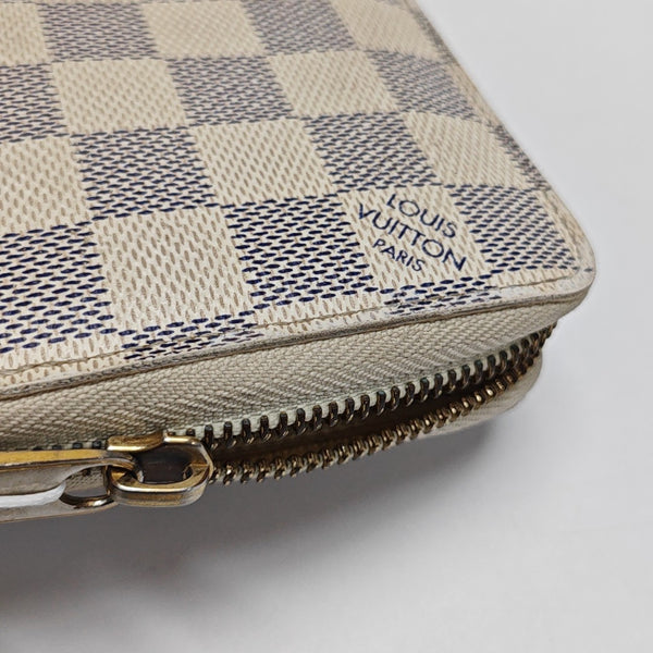 ZIPPY Damier Azur Coated Canvas White Wallet