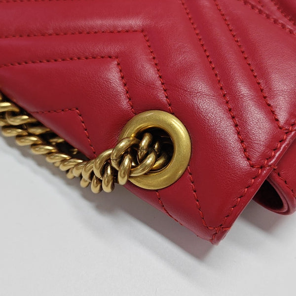 GG Marmont Medium Quilted Calfskin Red