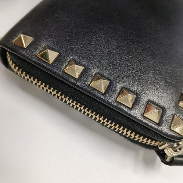 Rockstud Calfskin Black Wallet