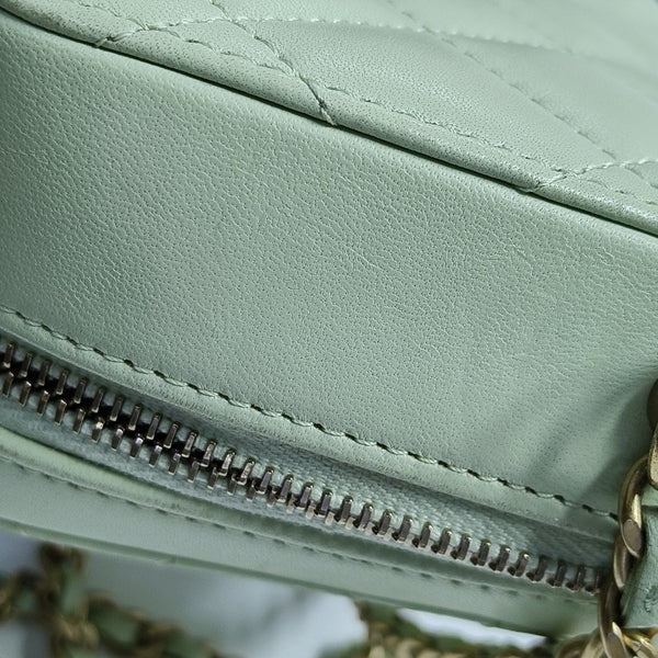 SURPIQUE Quilted Lambskin Green