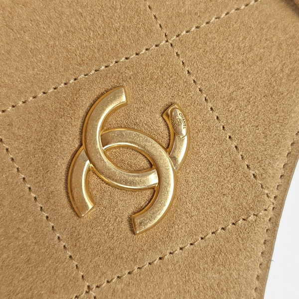 HOBO Quilted Suede Beige