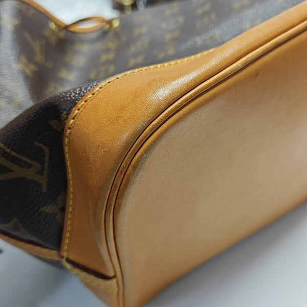 NOÉ MM Monogram Coated Canvas Brown
