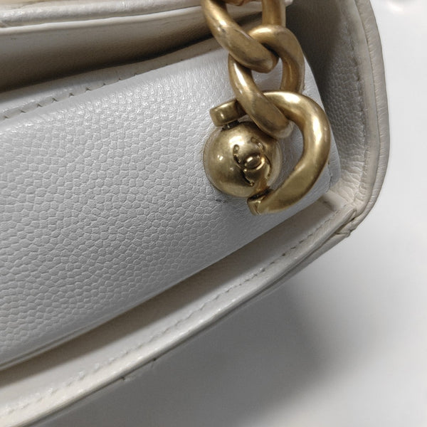 Quilted Calfskin White