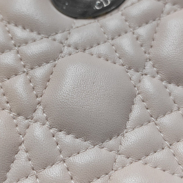 Lady Dior Medium Cannage Lambskin Pink
